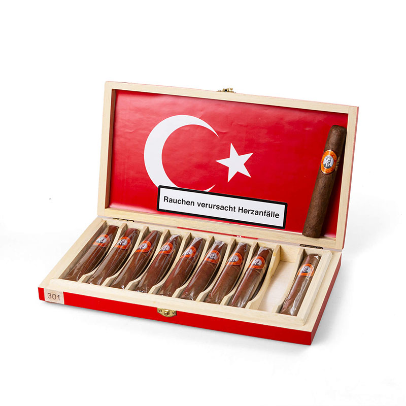 Atatürk Robusto Zigarren Kiste offen